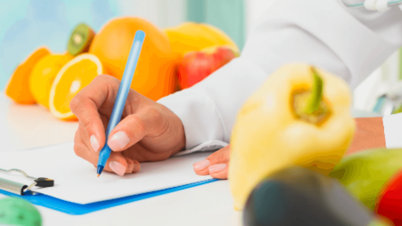 ¿Cómo alimentarse antes y después de un tratamiento oncológico? 1 portadas de blog 38 1